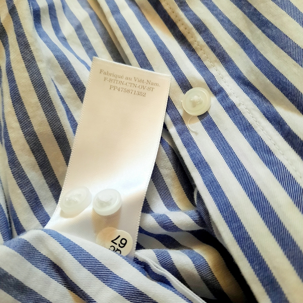 NWOT Everlane Must-Have Shirt in Silky Cotton, Blue White Stripe - Size 6 - Picture 15 of 16